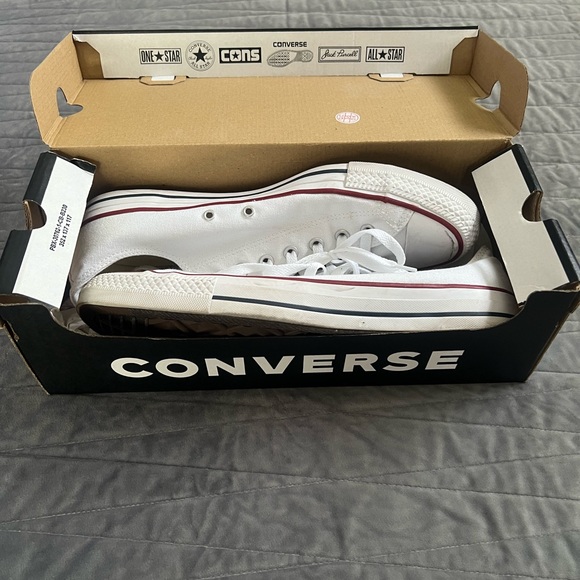 Converse - Picture 6 of 8